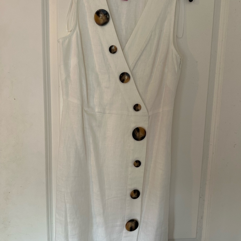 White Linen Vince Camuto Dress with Button Detail